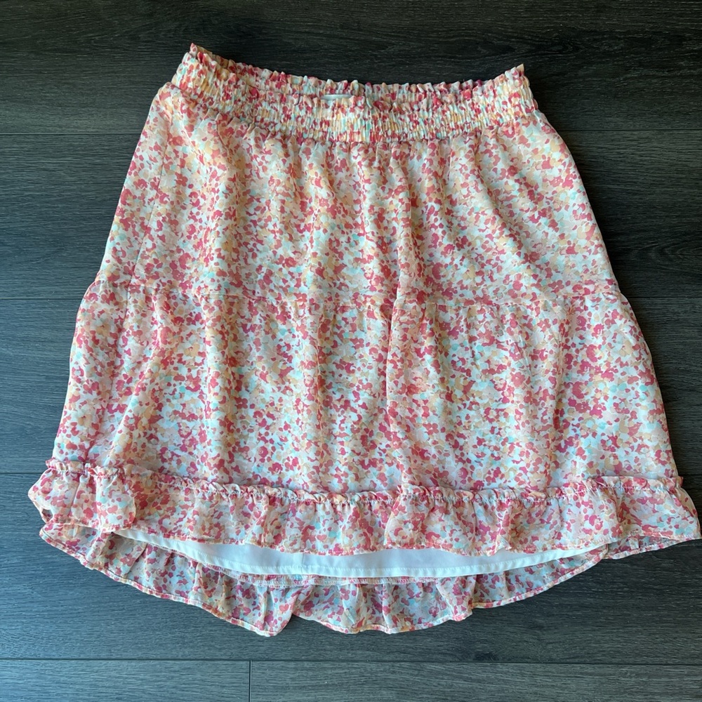 LOFT floral lined skirt with ruffles Office wear or Easter / Church sz M